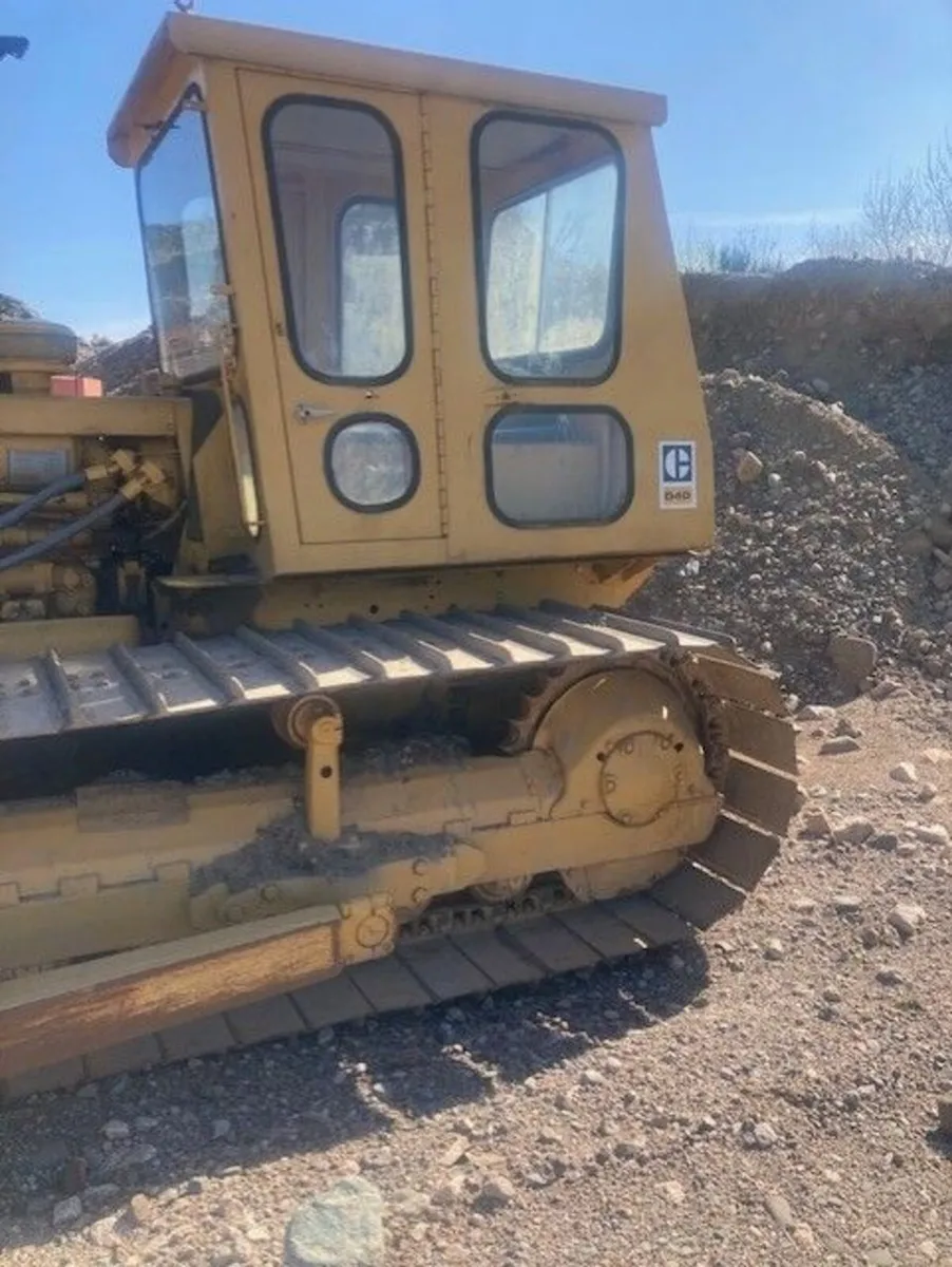 Two Caterpillar Dozers D4D - Image 3