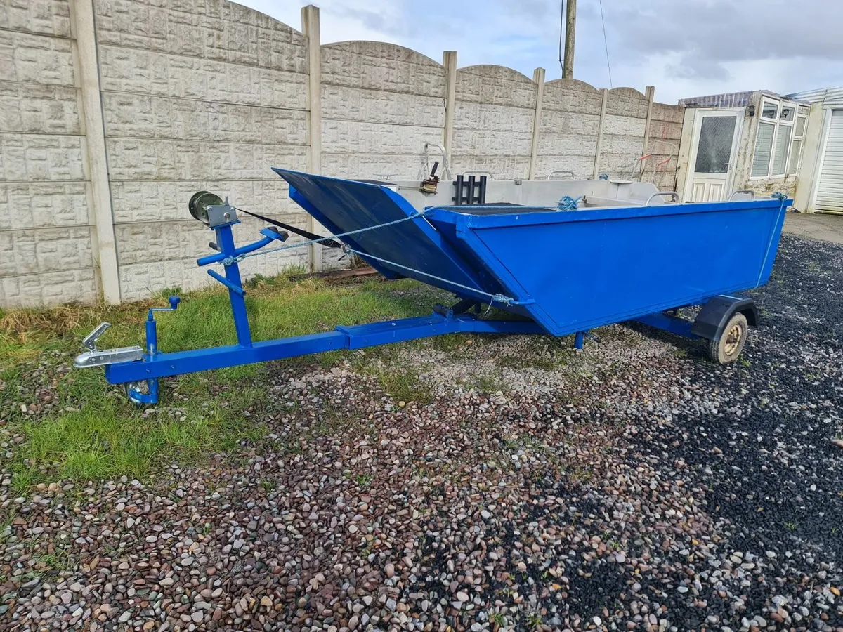 aluminium ramp boat with trailer - Image 4