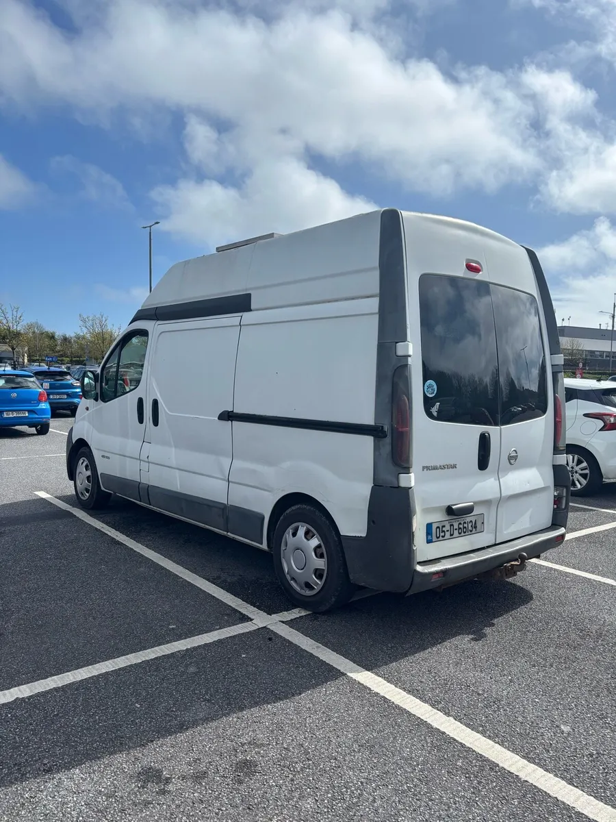 Nissan camper - Image 3