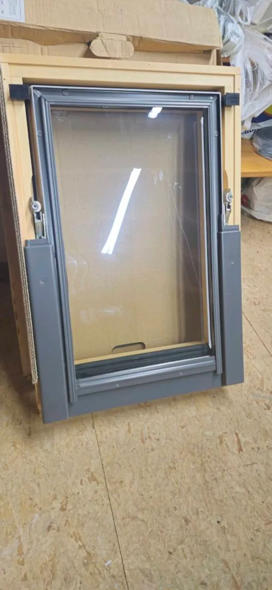 Attic window - Image 4