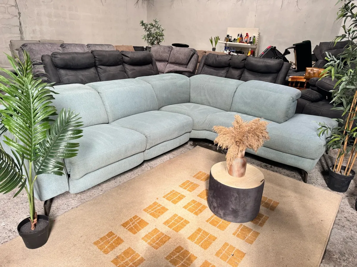 Electric Ez Living corner sofa - Image 4