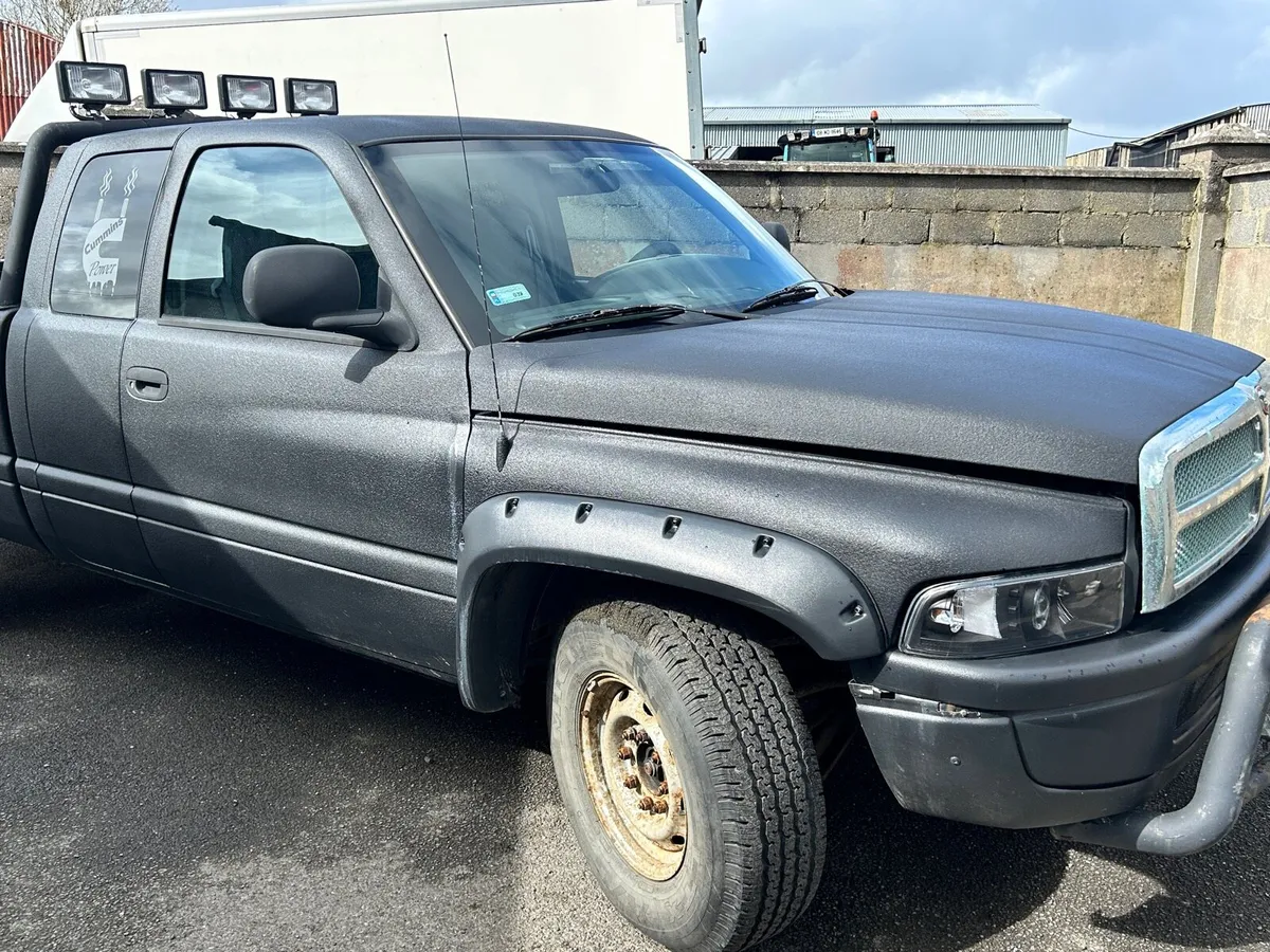Dodge ram 2500 - Image 1