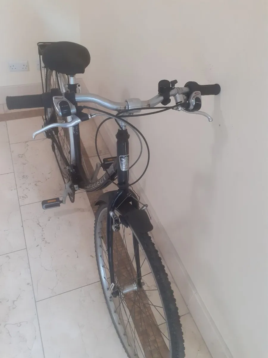 Peugeot Ladies city bike - Image 3