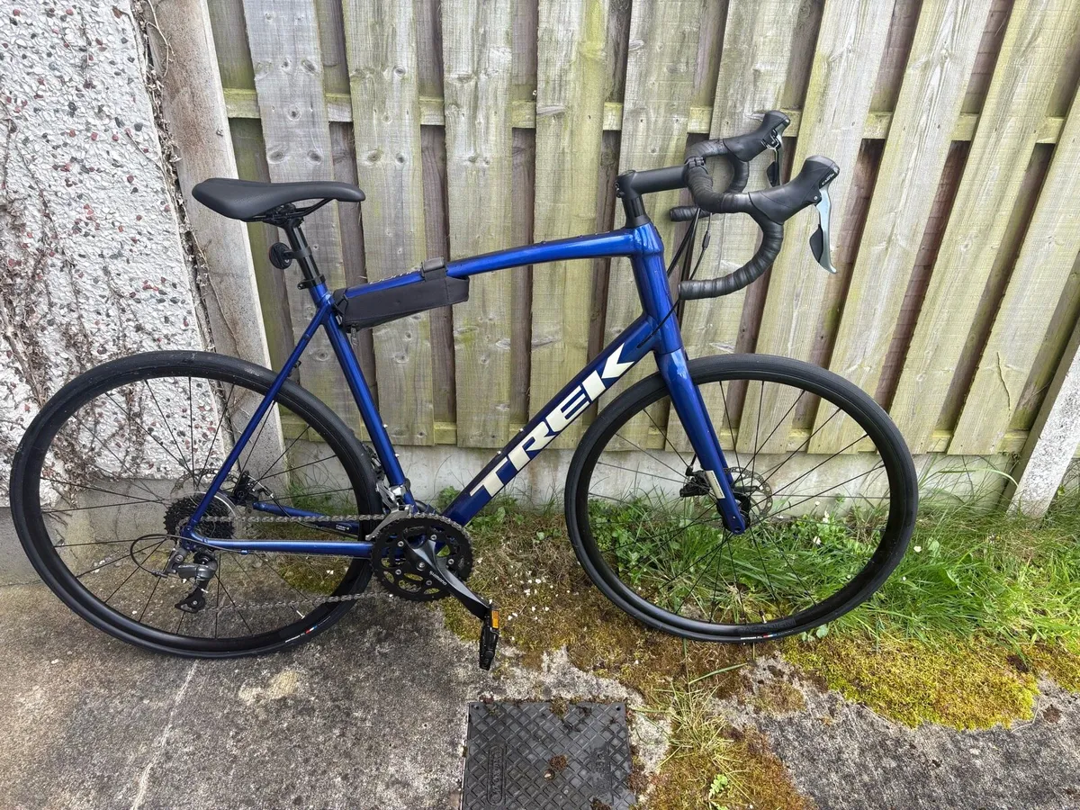 trek bike domane 2 blue colour - Image 4