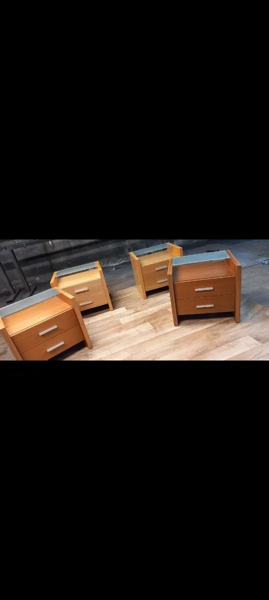 Bedroom furniture - Image 2