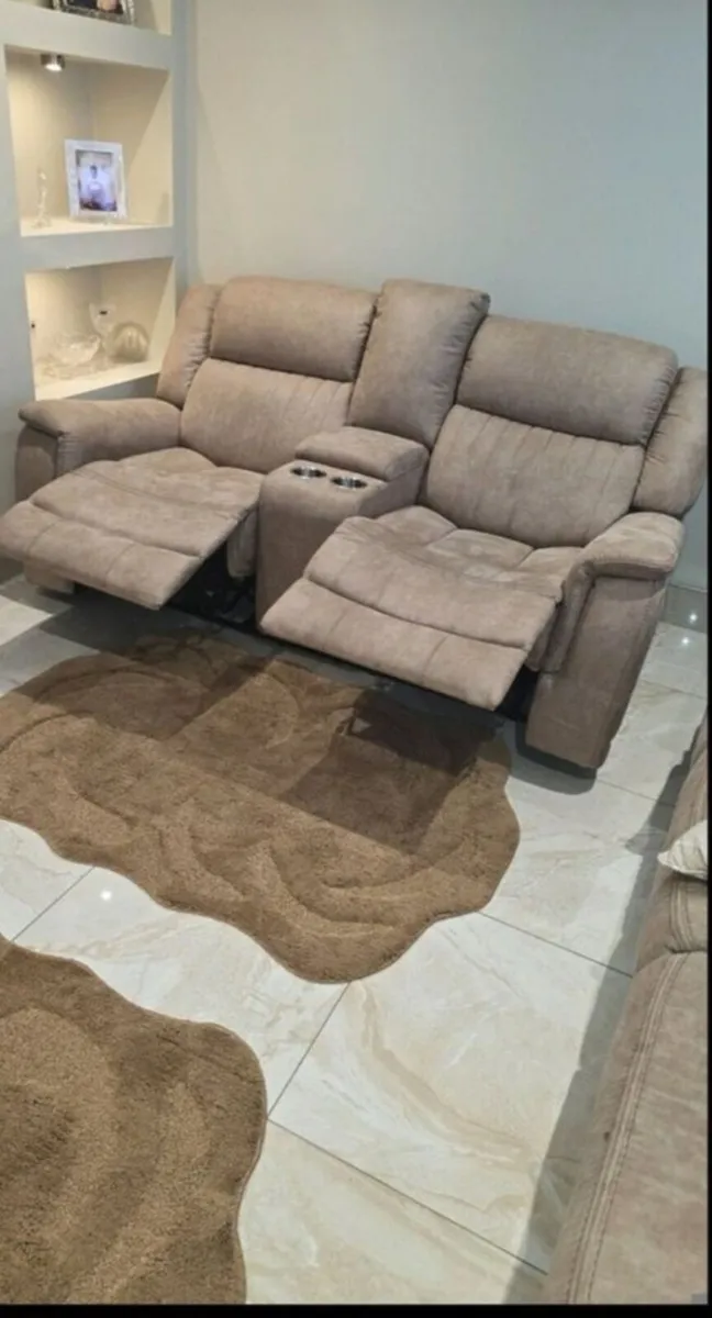 2 & 3 Seater Couch - Image 1