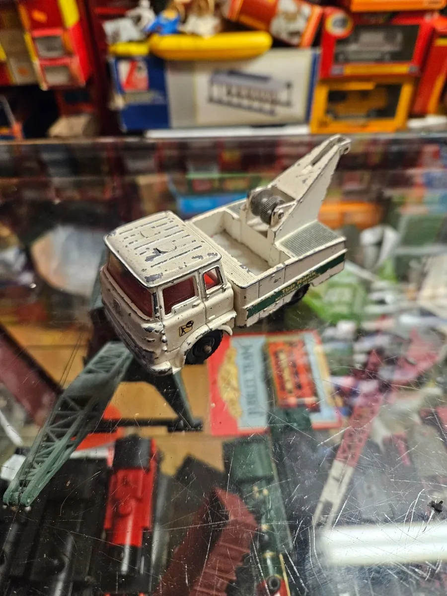Corgi Bedford Tow Truck - Image 1