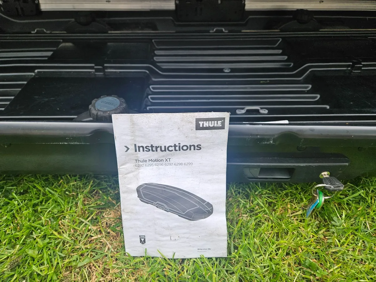 Thule Car roof  box - Image 2