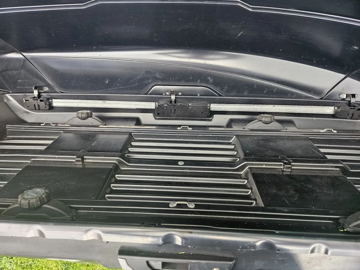 Thule Car roof  box - Image 3