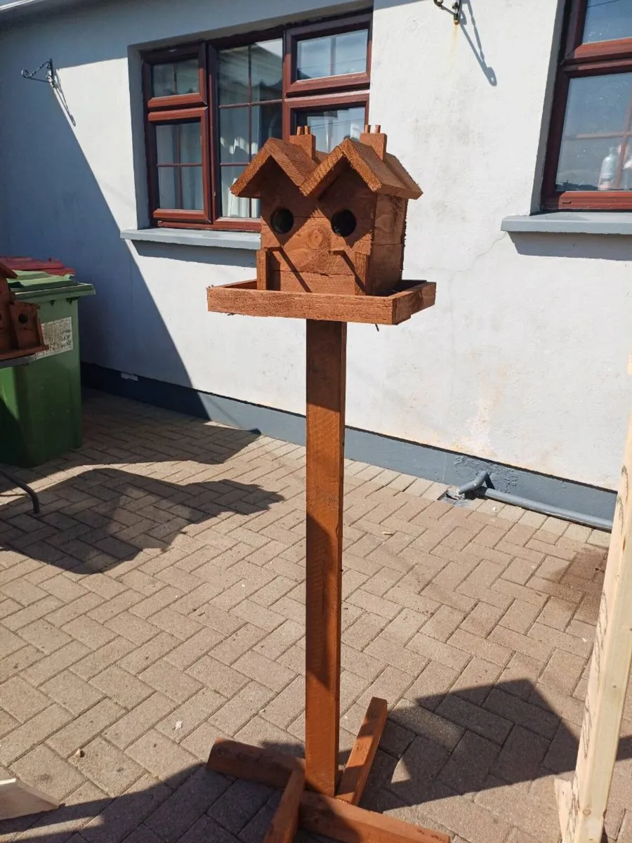 Bird feeders  and bird houses - Image 1