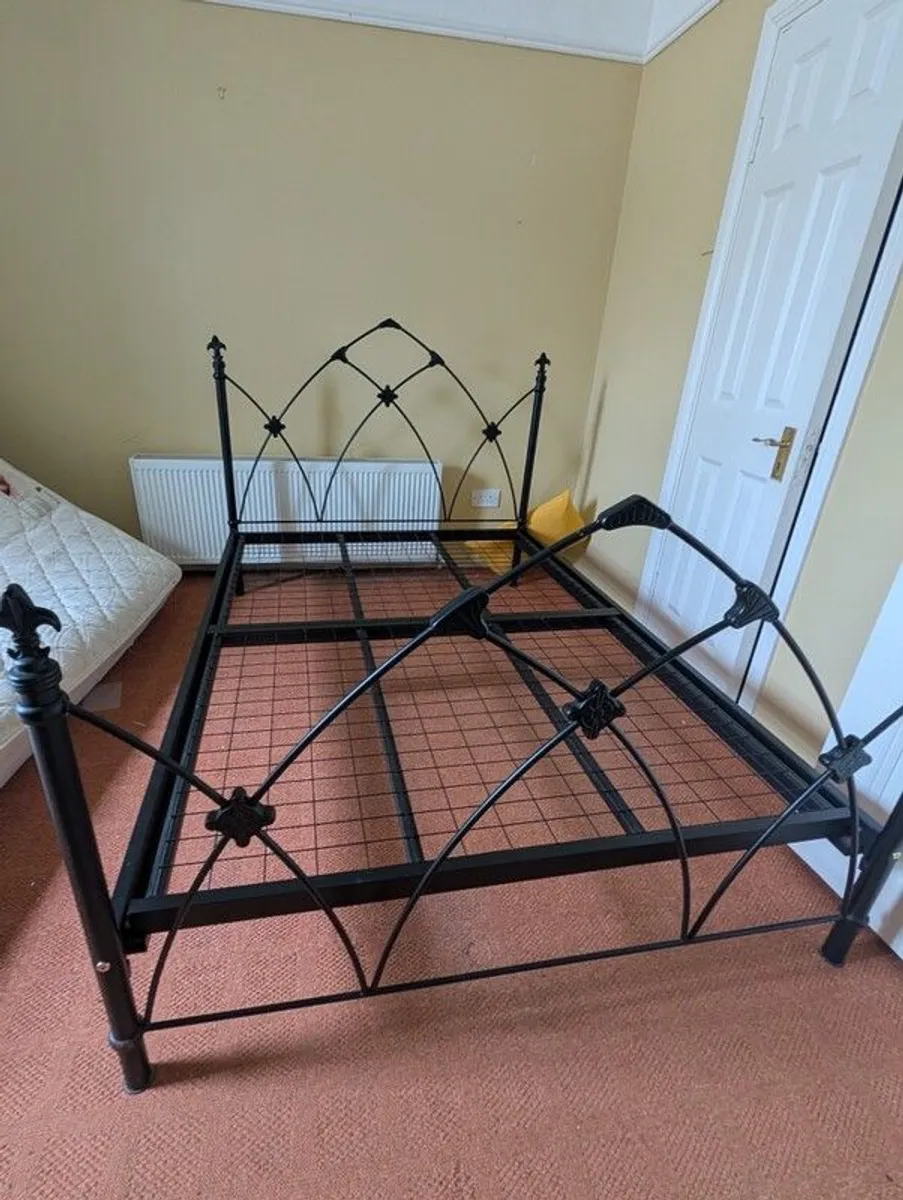 Double Bedframe - Image 1
