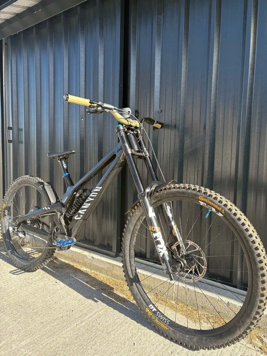 Canyon Sender Downhill MTB - Image 3