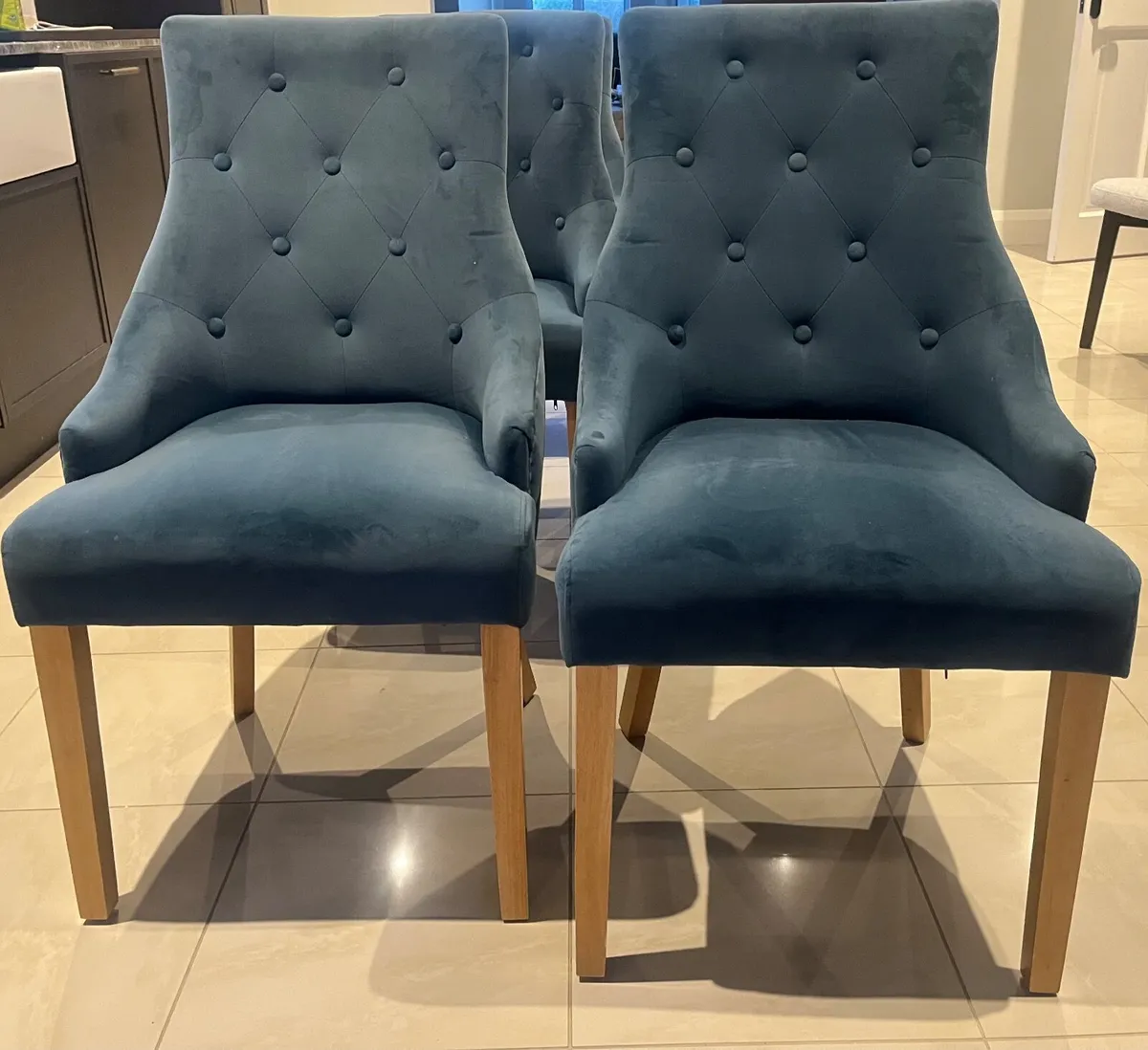 Dining room chairs blue velvet - Image 1