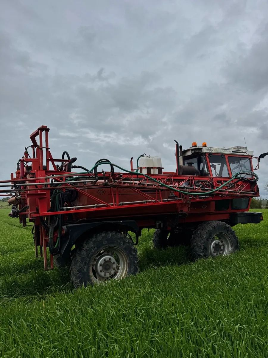 Sam self propelled sprayer - Image 2