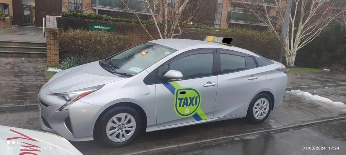 2018 Toyota Prius Taxi For Rent