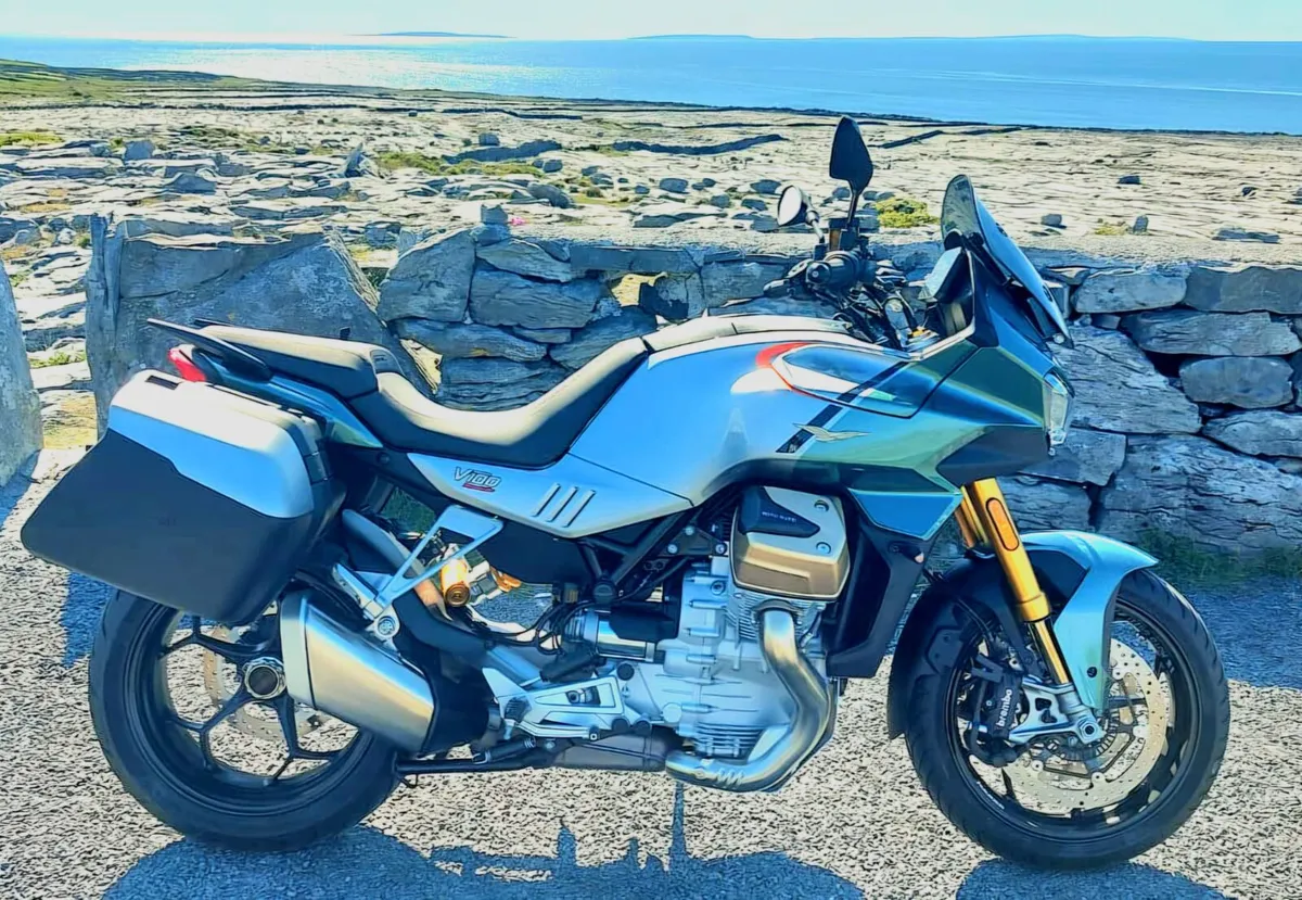 Moto Guzzi V100 S Mandello - Image 1