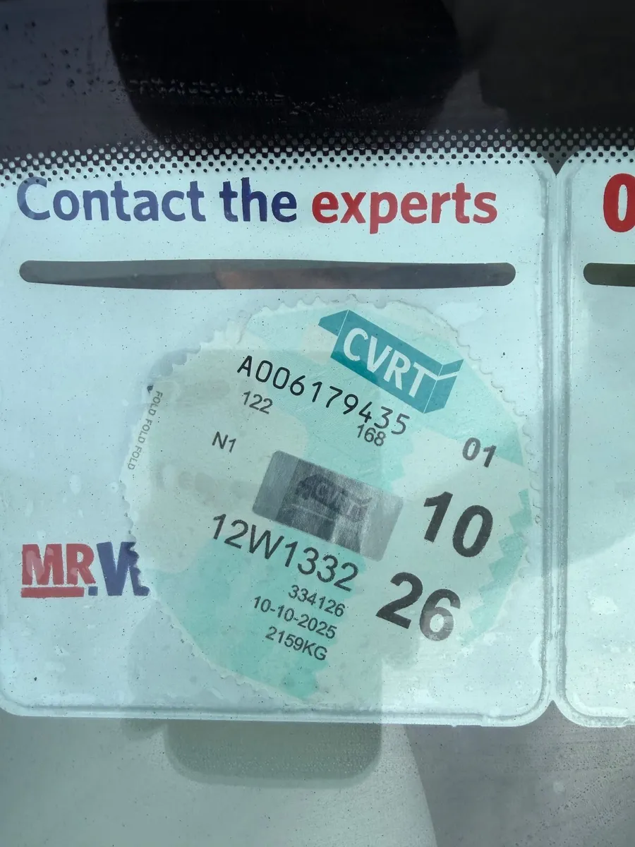 Volkswagen Caddy 2012 - Image 2