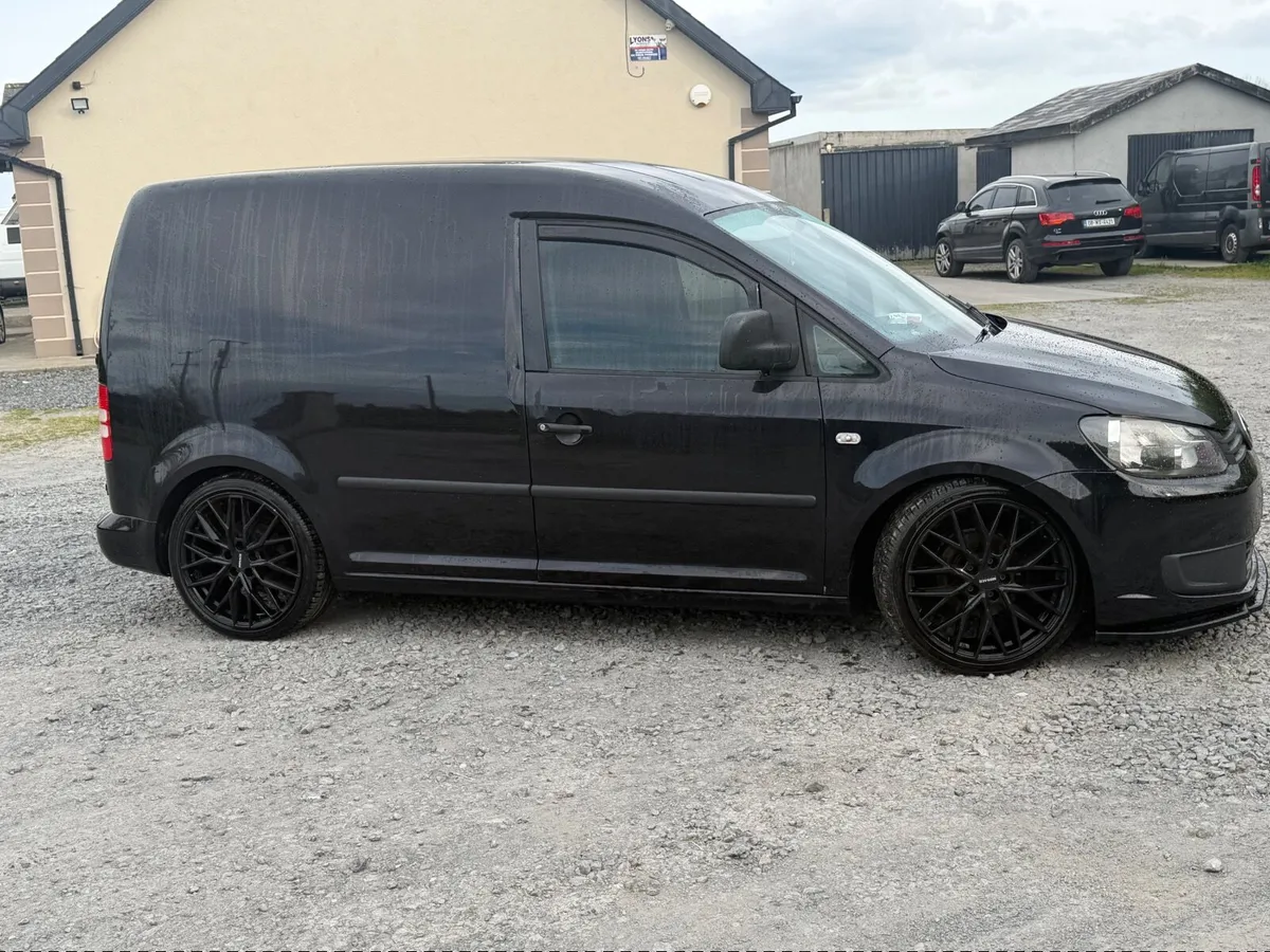 Volkswagen Caddy 2012 - Image 1