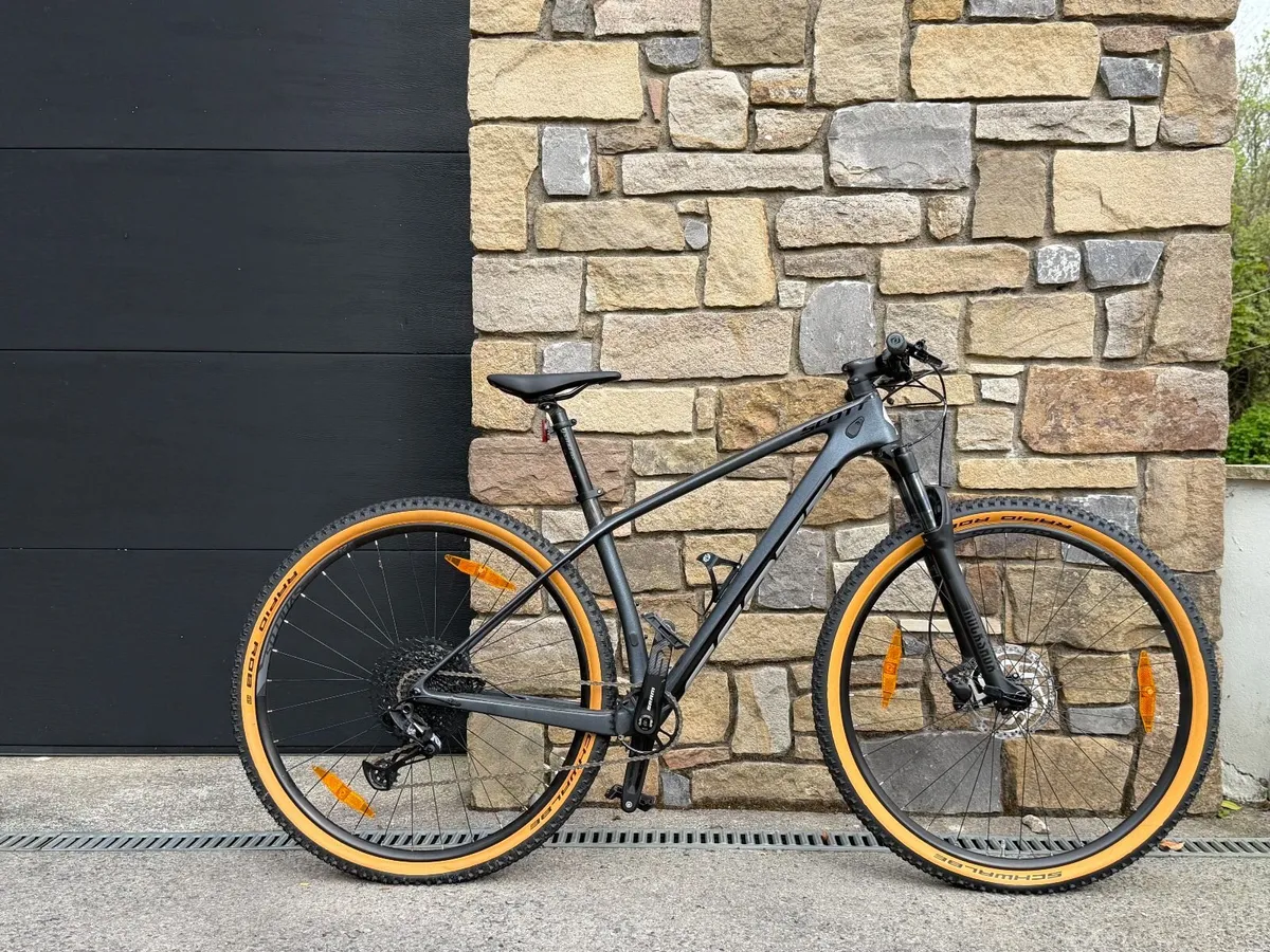 Scott Scale 940 Mountain Bike - Image 2