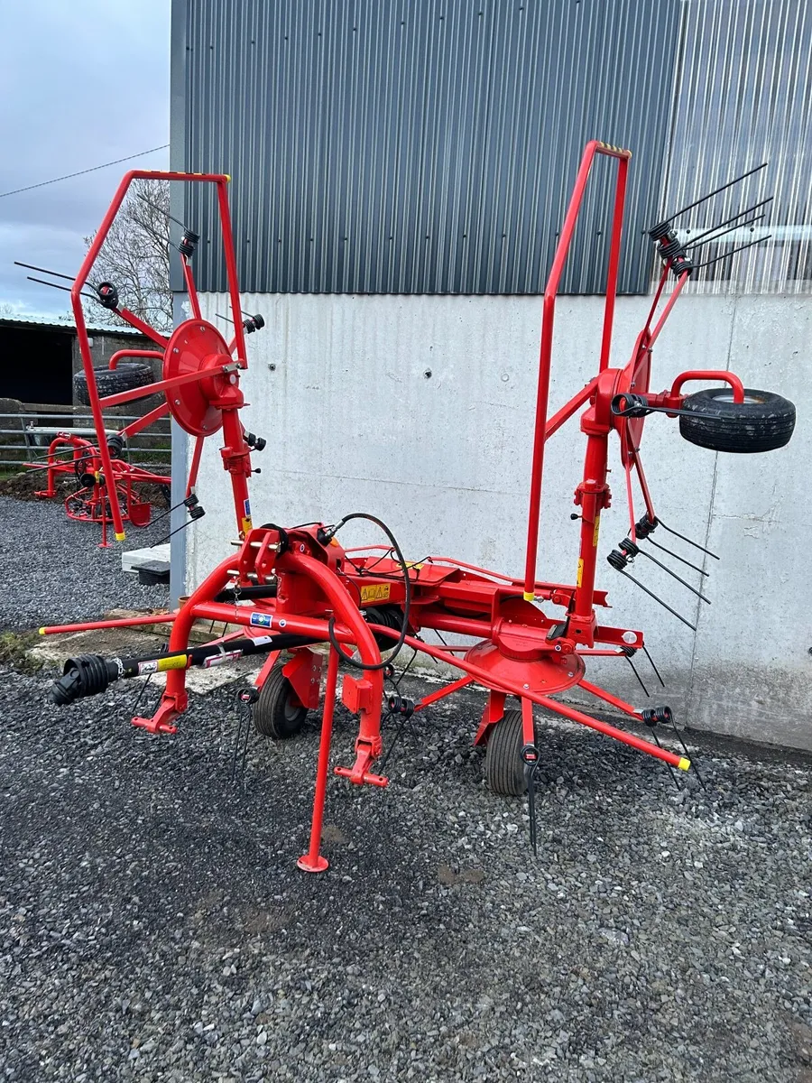 Kuhn 502 tedder - Image 4