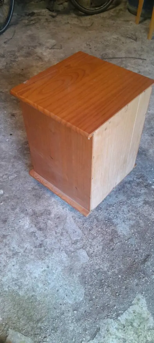 Bedside locker - Image 2