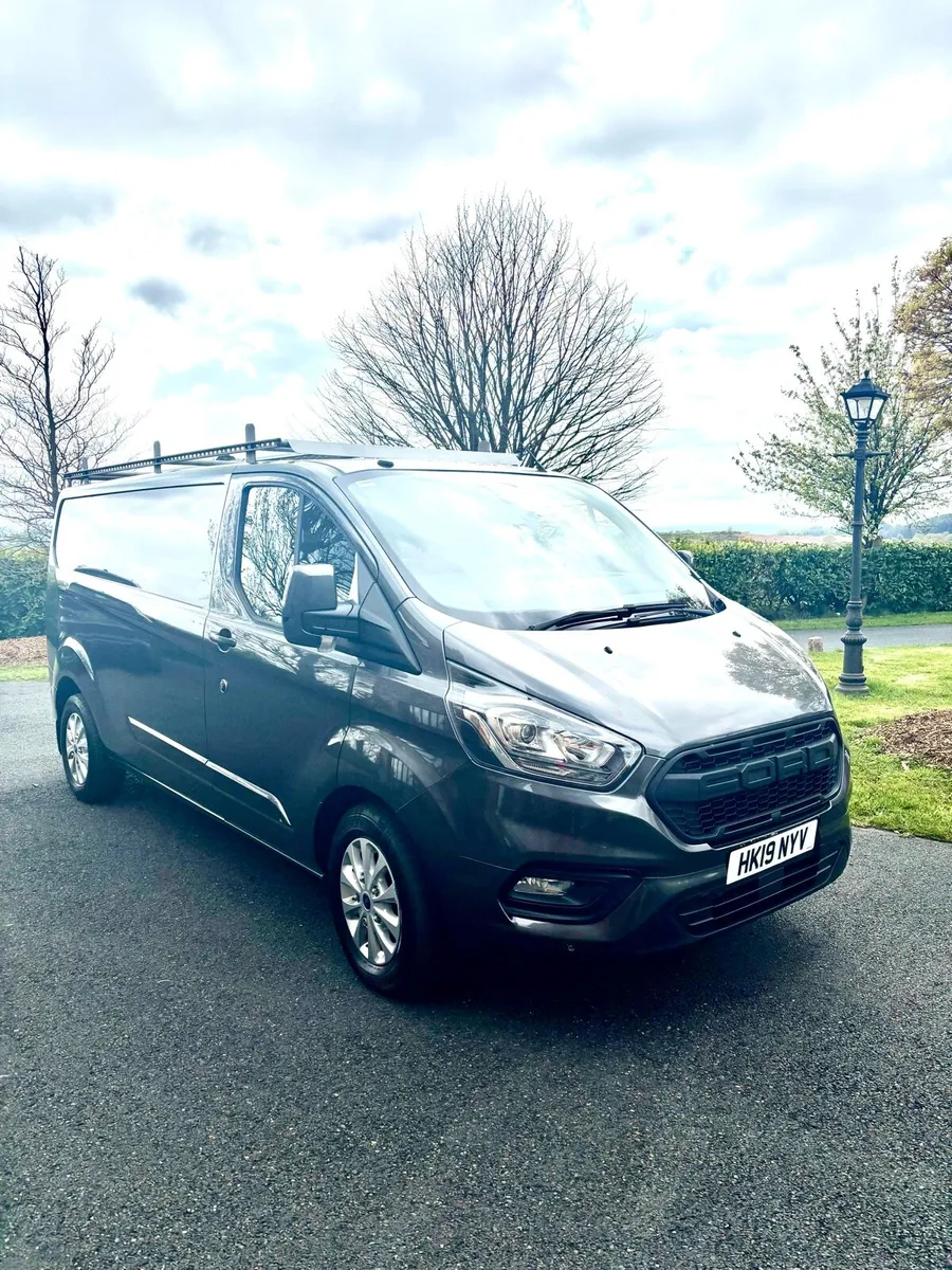 Ford Transit Custom LWB - Image 2
