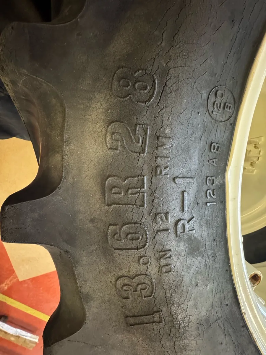 Ford rims and Tyres - Image 2