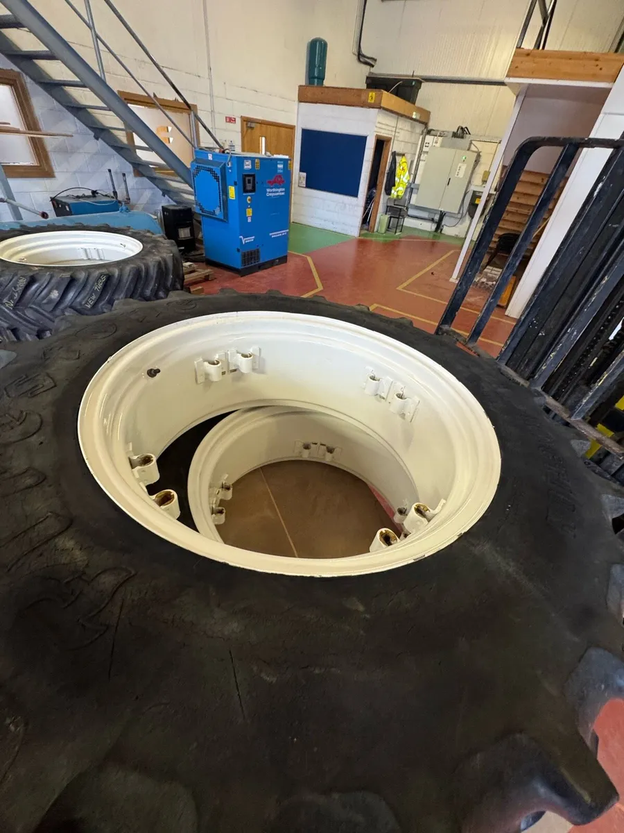 Ford rims and Tyres - Image 3