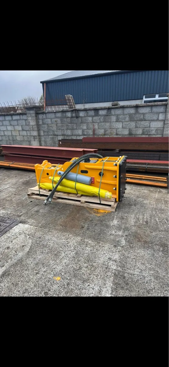 ROCK BREAKER - Image 1