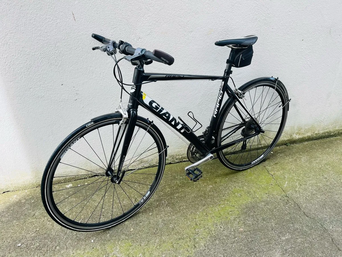 Giant rapid hybrid bike - Image 1