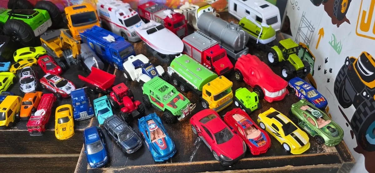 Toys car set 1 + Remote control car - Image 2