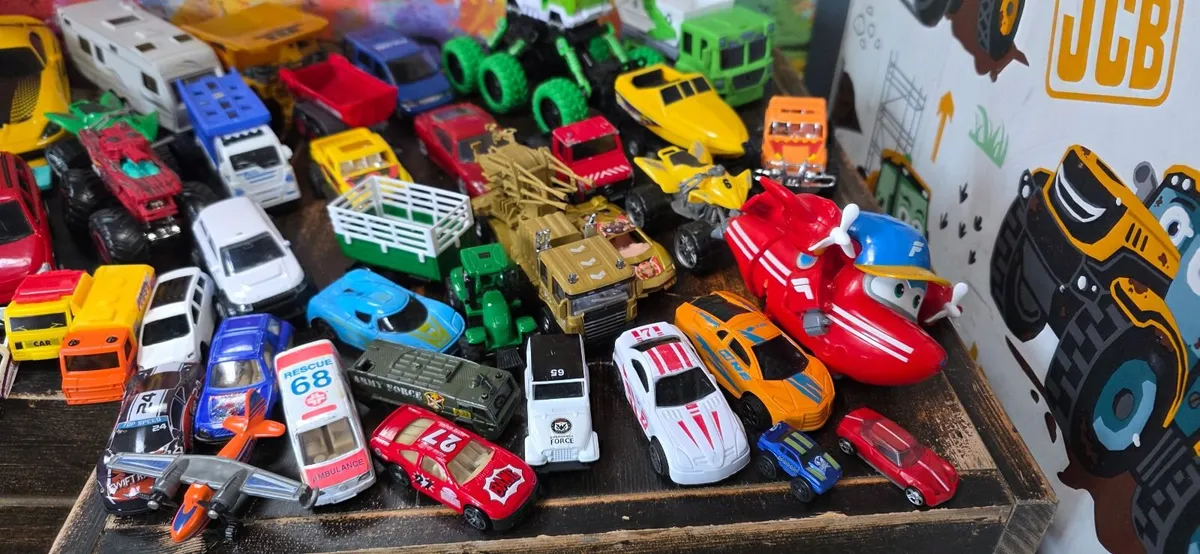 Toys car set 2 + Remote control car - Image 4