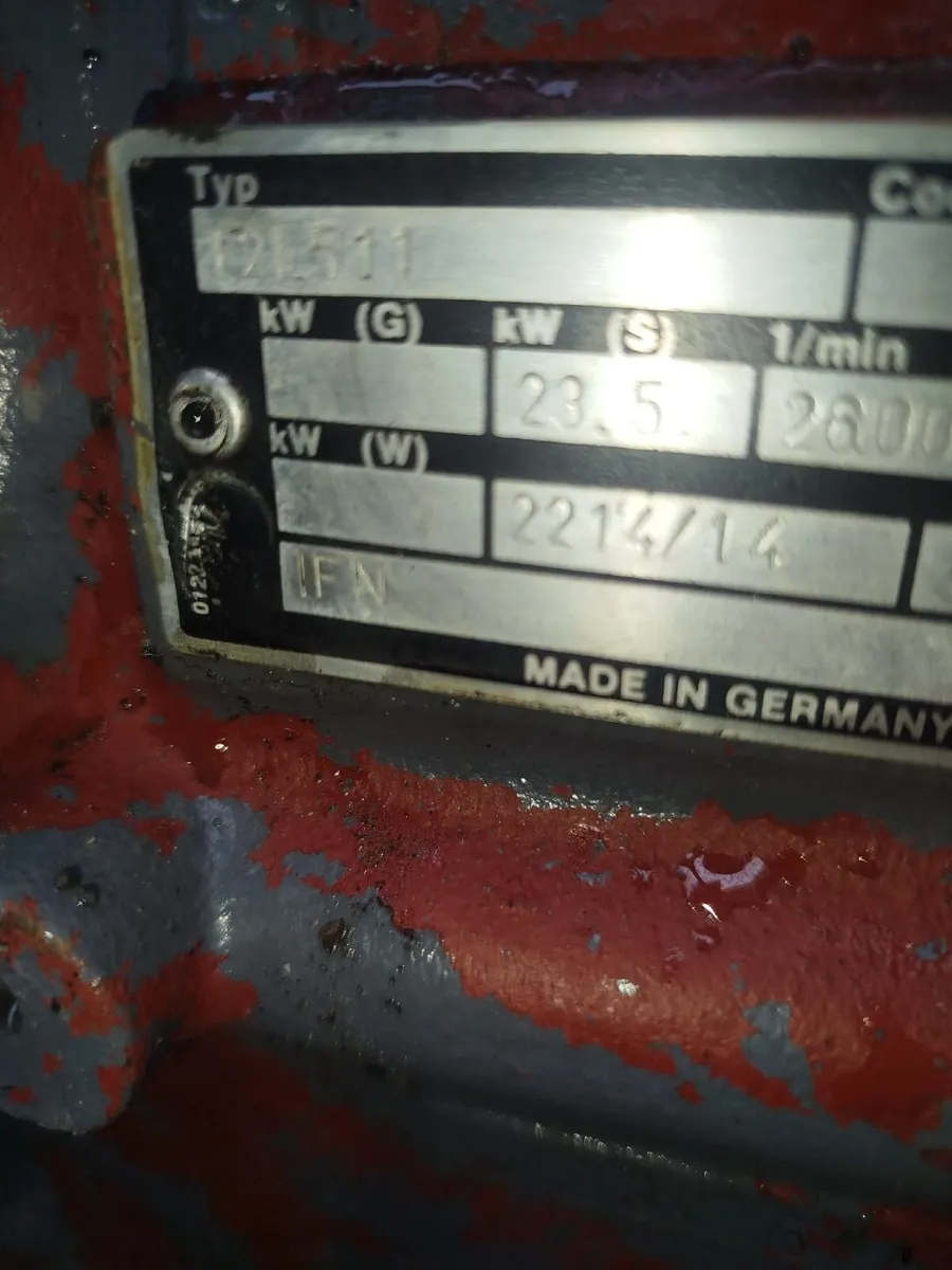 Deutz Engine 2 Cylinder - Image 4