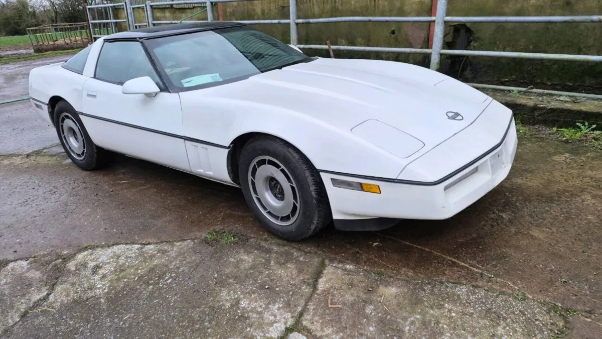 Chevrolet corvette C4 - Image 2