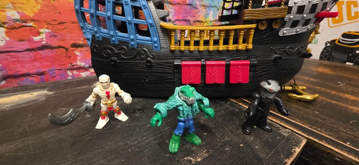 Fisher-Price Pirate ship with 3 action figures - Image 2