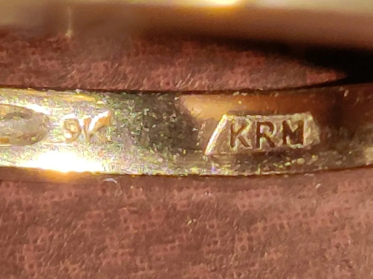 SQUARE DIAMOND AMETHYST, 9CT THICK White Gokd Ring - Image 3