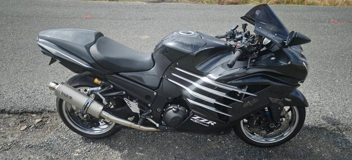 Kawasaki ZZR 1400, ZZR1400 - Image 1