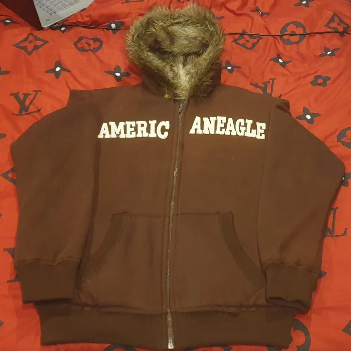 American Eagle Hoodie - Image 3
