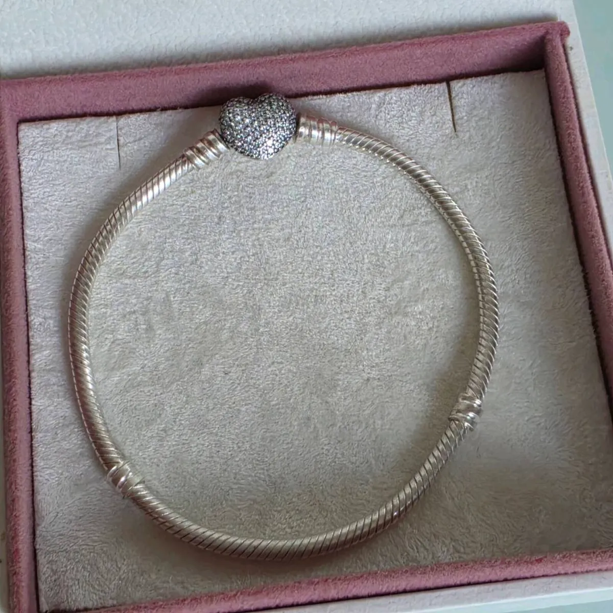 Pandora charm bracelet heart sparkly claps size 19 - Image 2