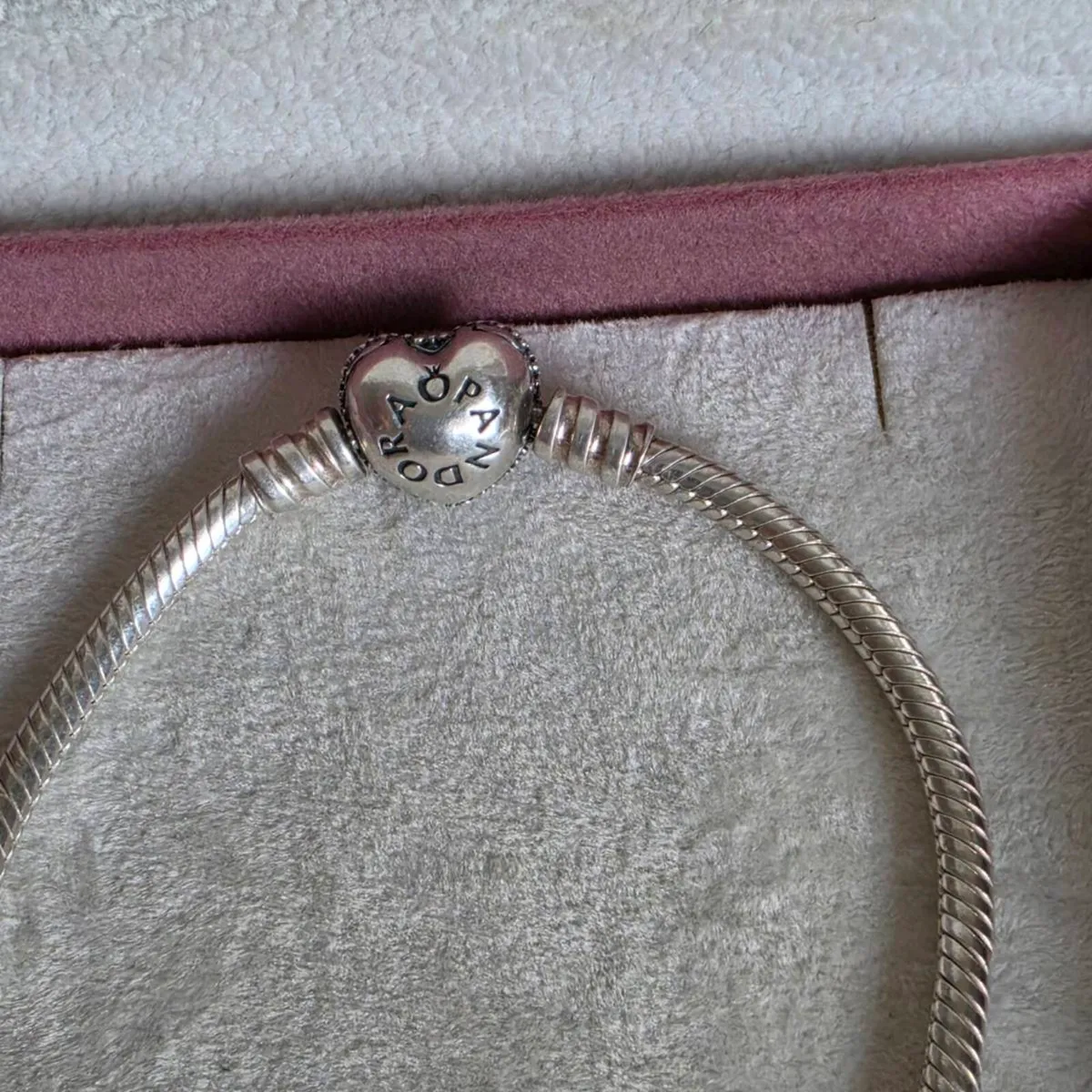 Pandora charm bracelet heart sparkly claps size 19 - Image 3