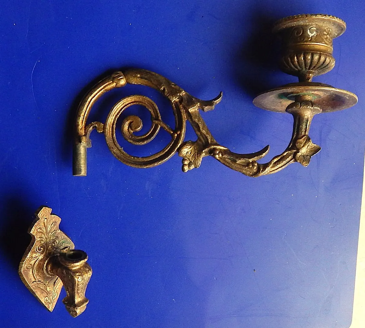 Pair of Vintage Brass Wall / Piano Candle Sconces, - Image 4