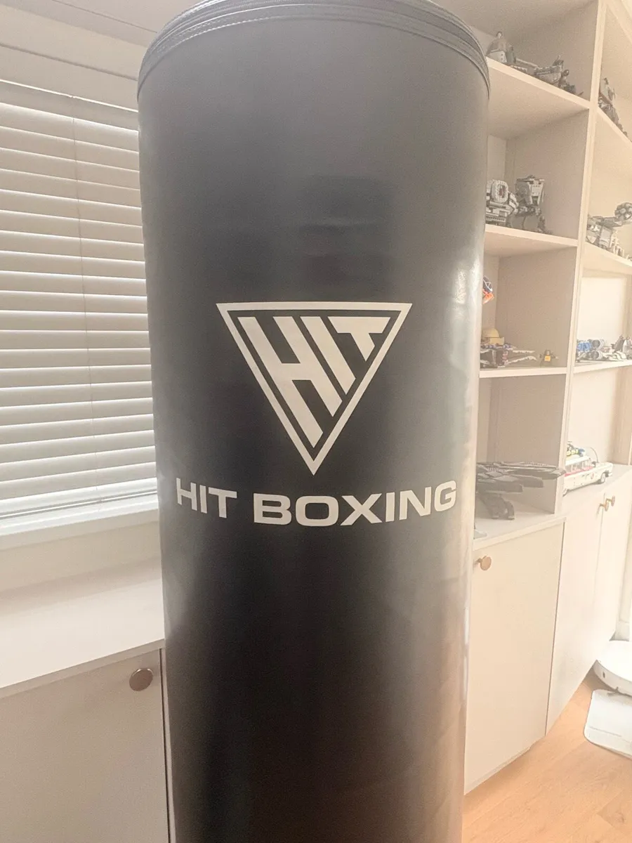 Boxing stand alone punching bag - Image 2