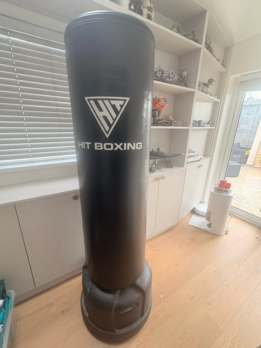 Boxing stand alone punching bag - Image 3