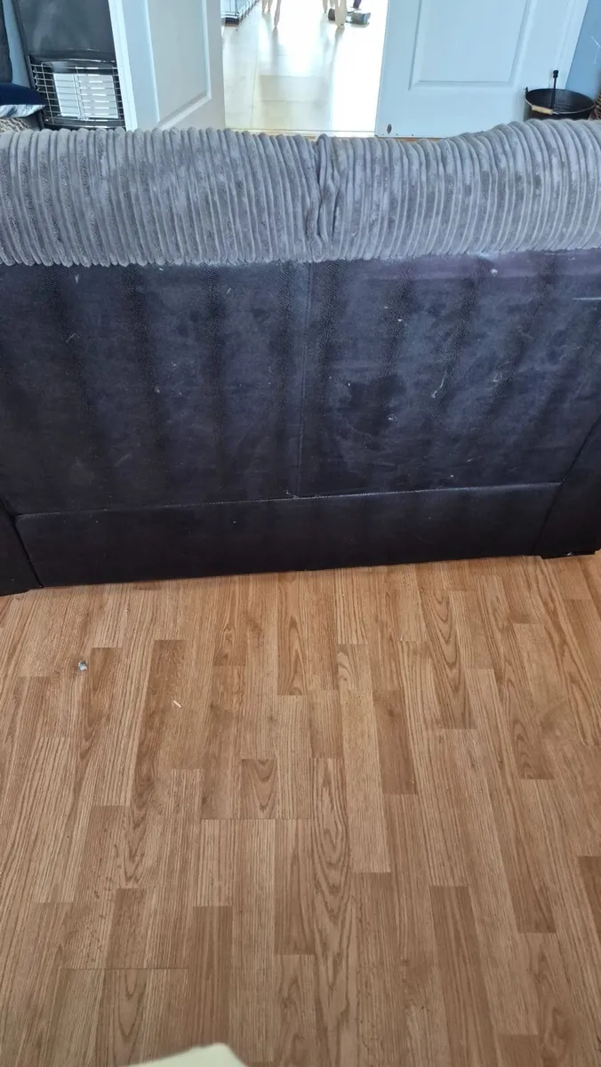 Sitting room furniture - Image 1