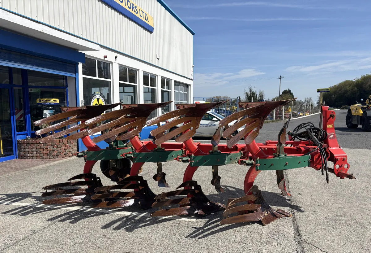 Kverneland Plough - Image 1