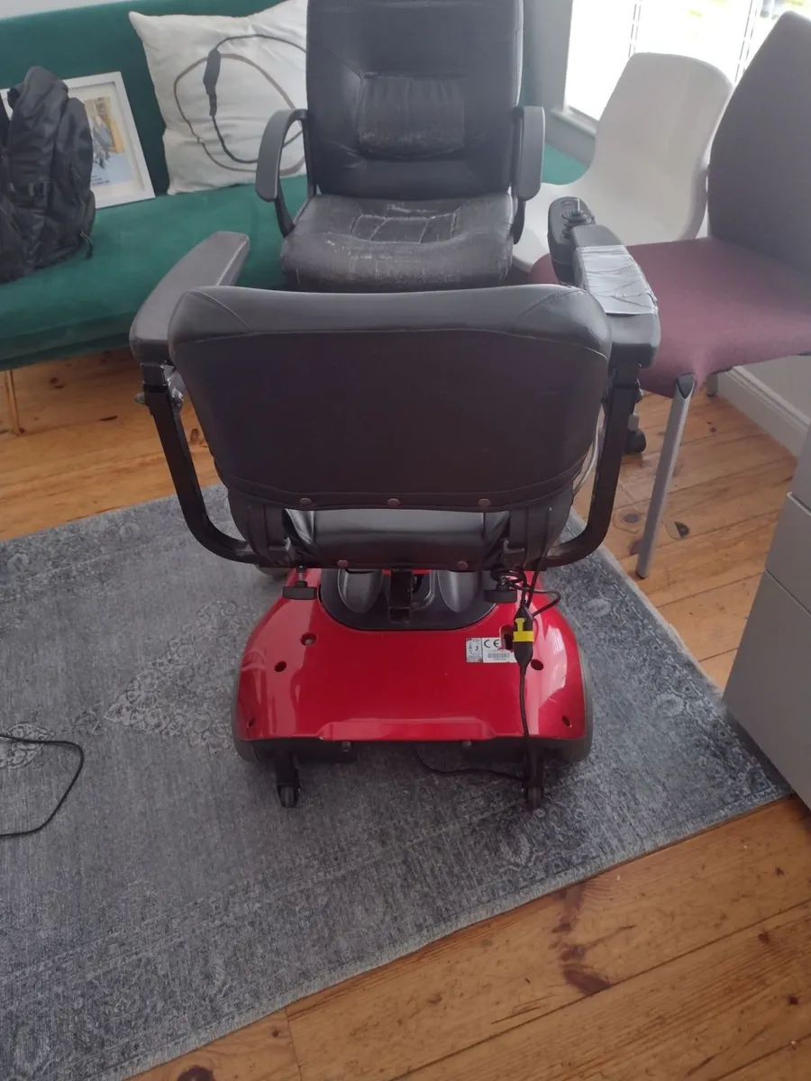 Electronic wheelchair - Image 4