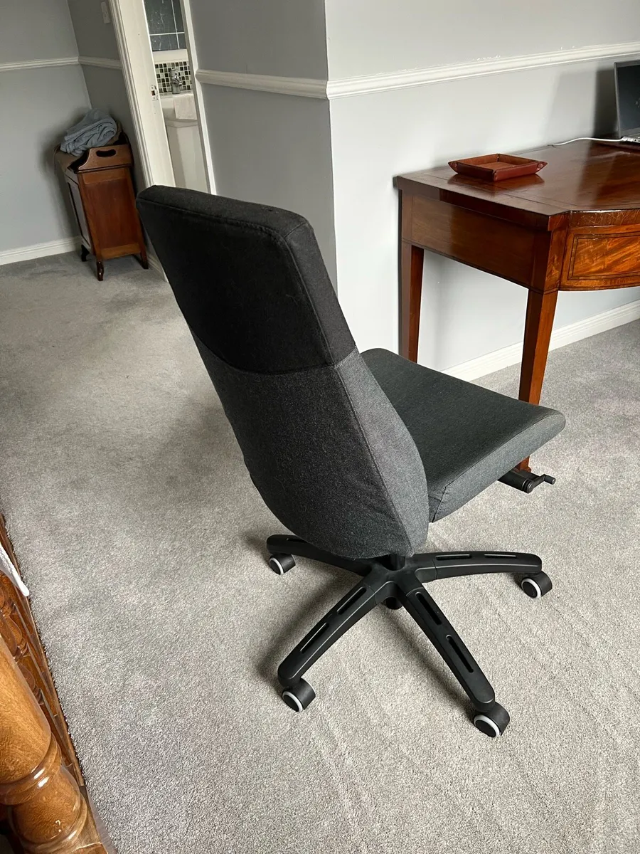 Office Chair - Image 3