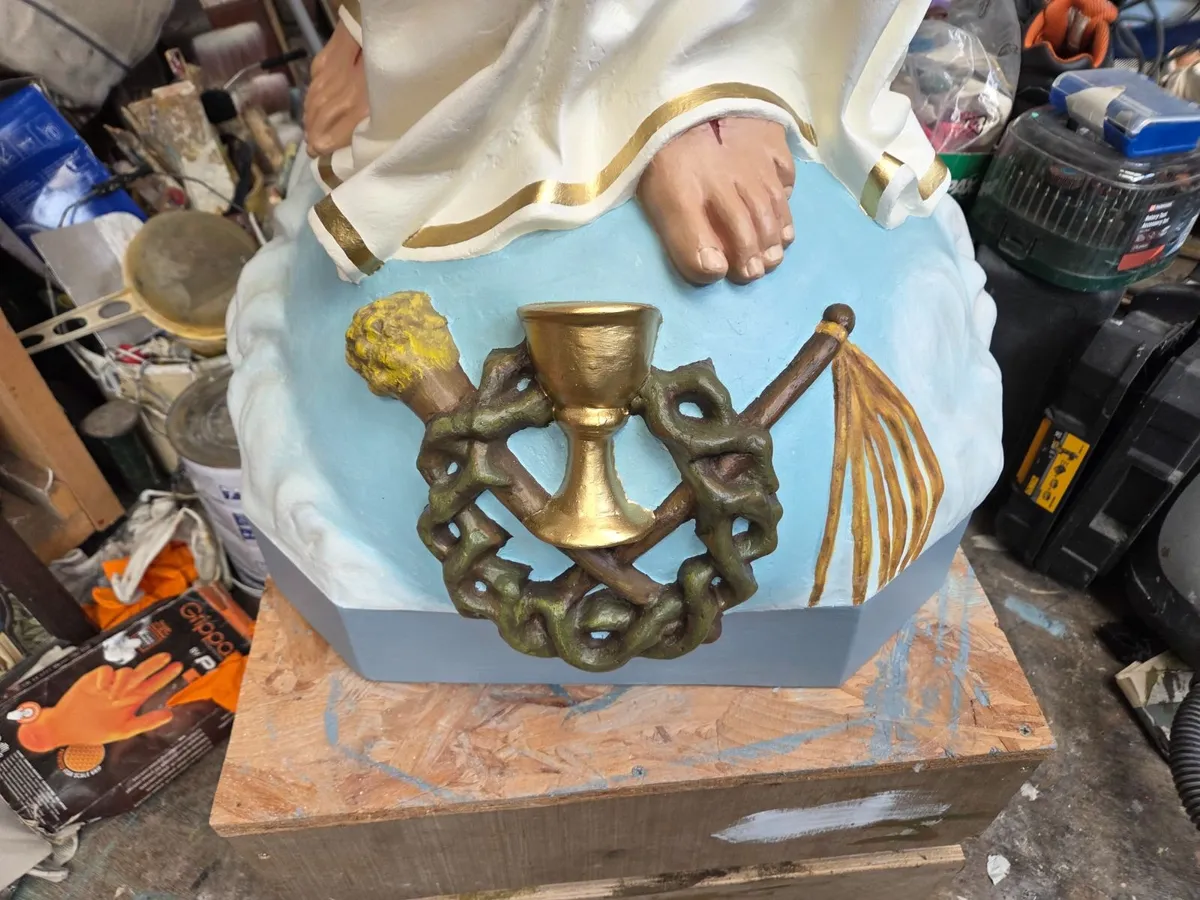 Religious  Church  Statue of the Sacred Heart.. - Image 4