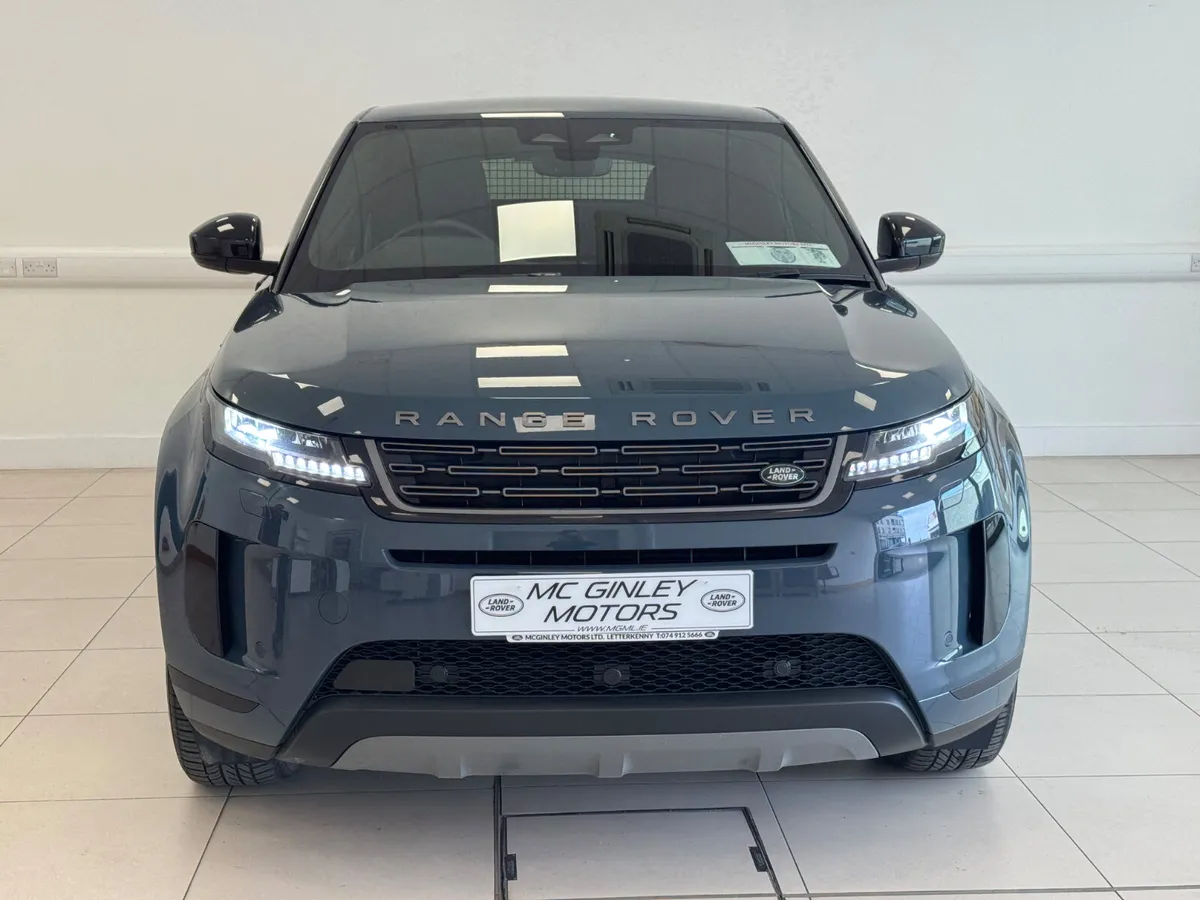 Land Rover Range Rover Evoque 2024 commercial - Image 2