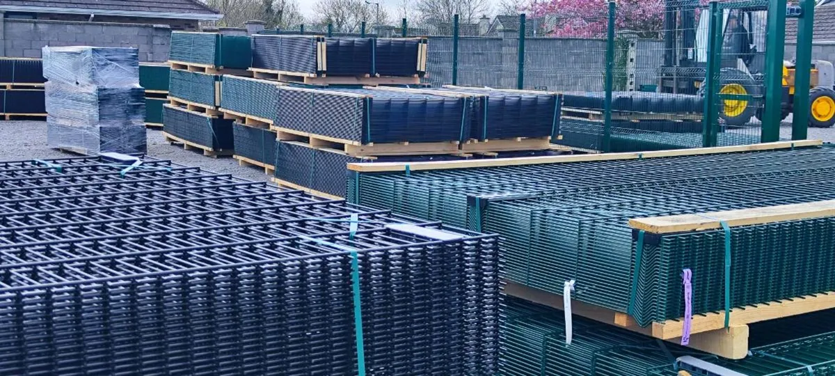 8/6/8 mm fence panels / V mesh 5mm fence panels - Image 3